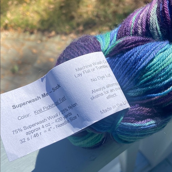 J. KNITS Knit Pickins’ Fun Superwash Me Sox yarn. Hand-dyed yarn - Picture 7 of 8